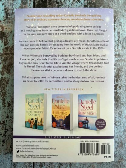 An image of the novel by Danielle Steel - Beauchamp Hall