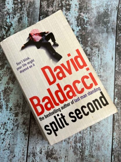 An image of a novel by David Baldacci - Split Second