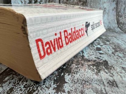 An image of a novel by David Baldacci - Split Second