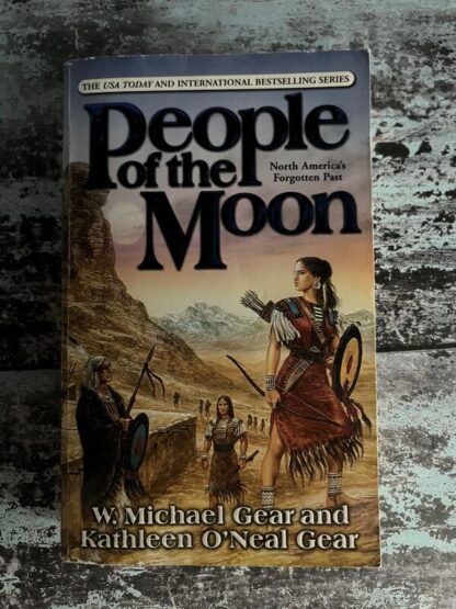 An image of a book by W Michael Gear and Kathleen O'Neal Gear - People of the Moon