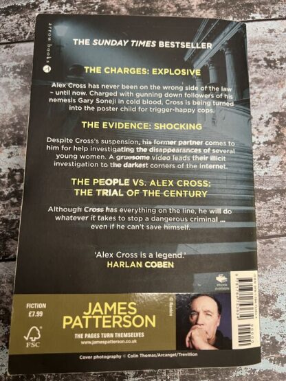 An image of a book by James Patterson - The People vs Alex Cross