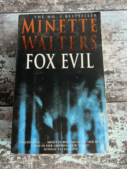 An image of a book by Minette Walters - Fox Evil