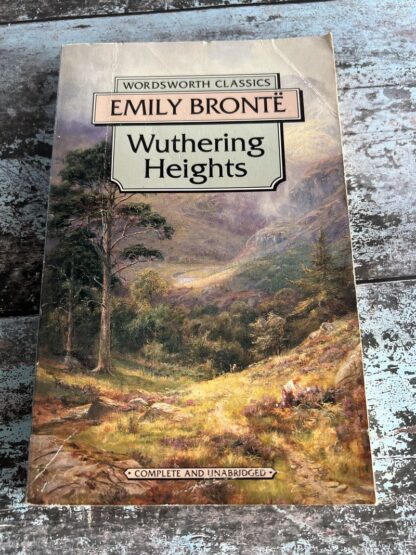 An image of a book by Emily Brontë - Wuthering Heights