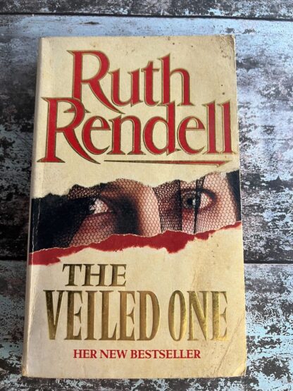 An image of a book by Ruth Rendell - The Veiled One