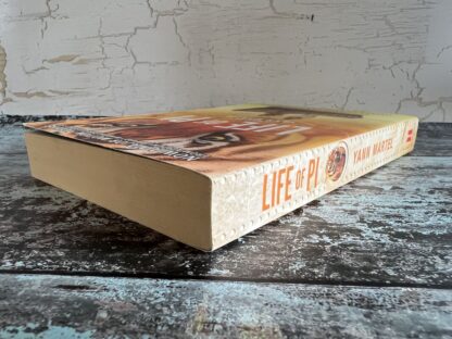 An image of a book by Yann Martel - Life of Pi