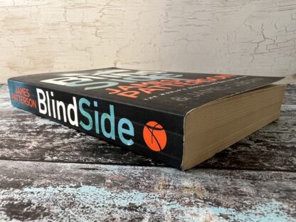 An image of a book by James Patterson - Blind Side