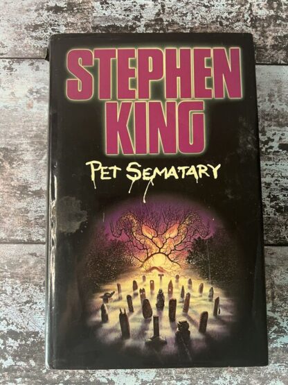 An image of a book by Stephen King - Pet Sematary