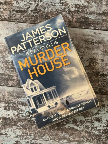 An image of a book by James Patterson and David Ellis - Murder House