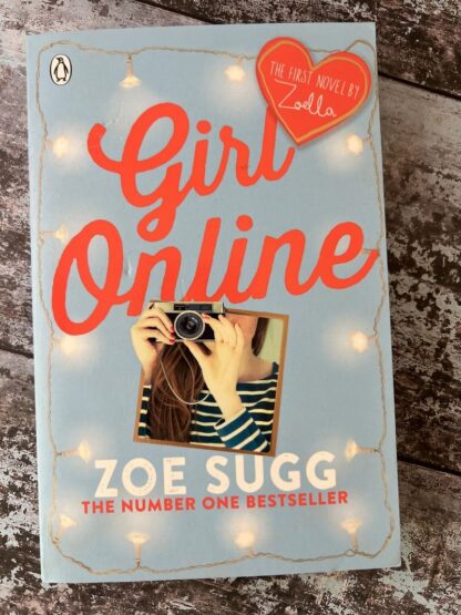 An image of a book by Zoe Sugg - Girl Online