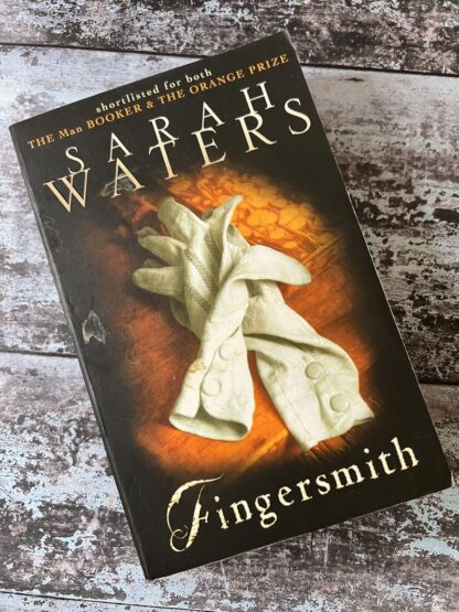 An image of a book by Sarah Waters - Fingersmith