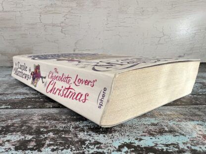 An image of a book by Carole Matthews - The Chocolate Lovers' Christmas