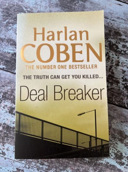 An image of a book by Harlan Coben - Deal Breaker