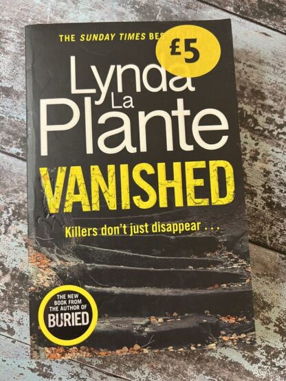 An image of a book by Lynda La Plante - Vanished