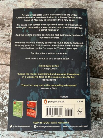 An image of the book A Line to Kill by Anthony Horowitz