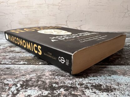 A image of the book Narconomics: How to Run a Drug Cartel by Tom Wainwright