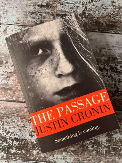 A image of the book The Passage by Justin Cronin