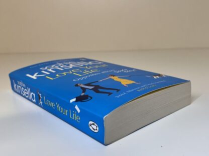 An image of the book Love Your Life by Sophie Kinsella