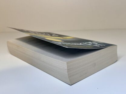 An image of the book Past Lying by Val McDermid