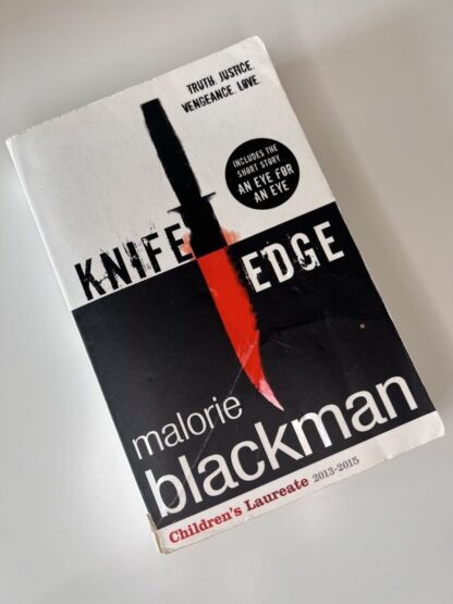 An image of the book Knife Edge by Malorie Blackman