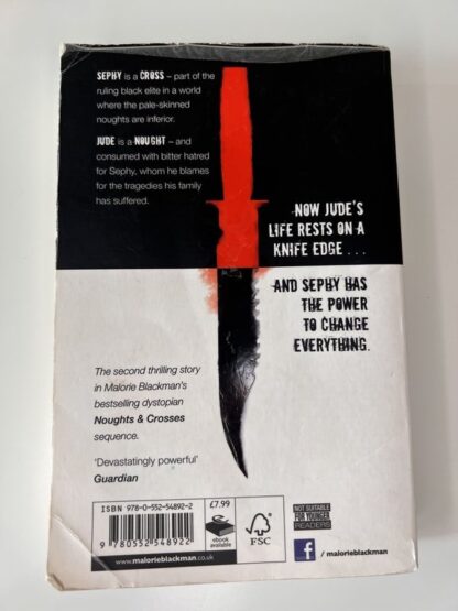 An image of the book Knife Edge by Malorie Blackman