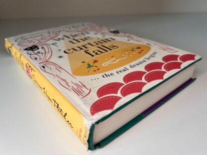 An image of the book When the Curtain Falls by Carrie Hope Fletcher