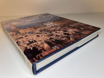 An image of the book The English Town by Mark Girouard