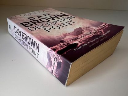 An image of the book Deception Point by Dan Brown